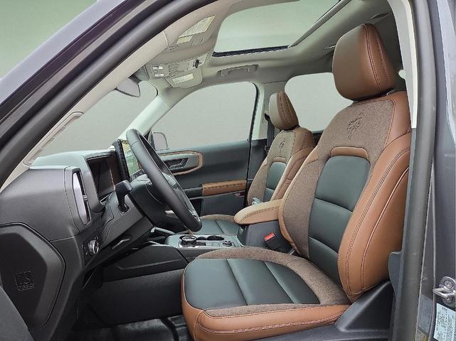 Photo of 2025 Gray Metallic Ford Bronco Sport