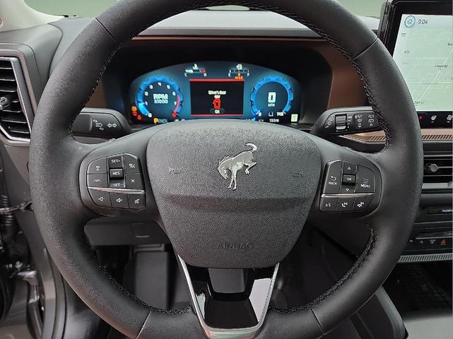 Photo of 2025 Gray Metallic Ford Bronco Sport
