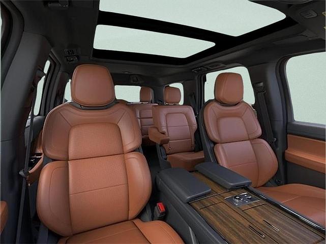 Photo of 2024 Starlight Lincoln Navigator