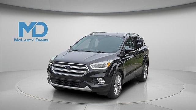 Photo of 2017 Shadow Black Ford Escape
