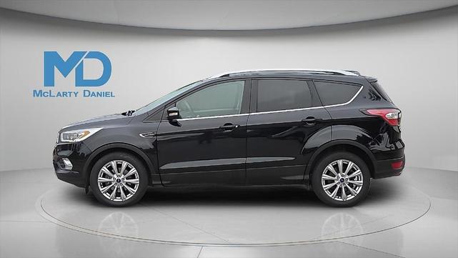 Photo of 2017 Shadow Black Ford Escape