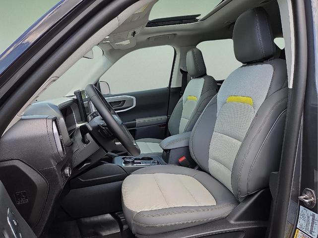 Photo of 2025 Gray Metallic Ford Bronco Sport