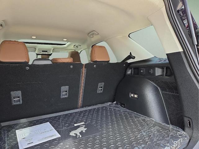 Photo of 2025 Gray Metallic Ford Bronco Sport