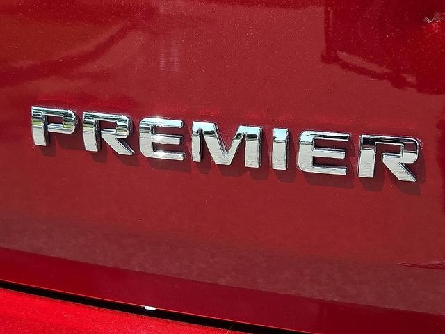 Photo of 2022 Cherry Red Tintcoat Chevrolet Traverse