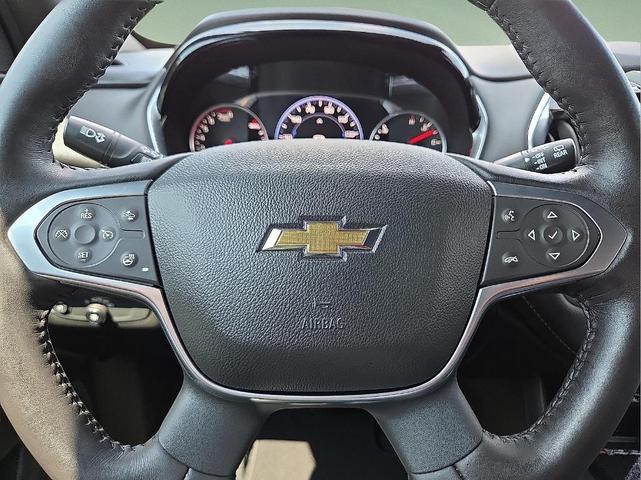 Photo of 2022 Cherry Red Tintcoat Chevrolet Traverse