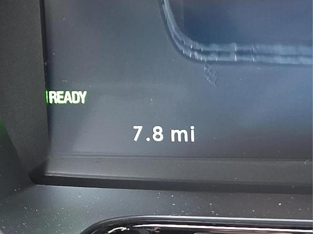 Photo of 2025 Red Carpet Metallic Tinted Clearcoat Lincoln Corsair