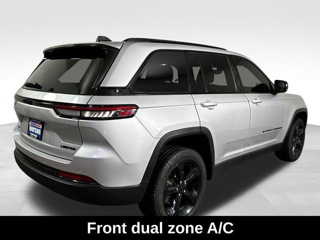 Photo of 2024 Silver Zynith Jeep Grand Cherokee