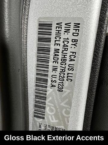 Photo of 2024 Silver Zynith Jeep Grand Cherokee