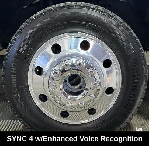 Photo of 2023 Agate Black Metallic Ford F-450
