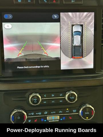Photo of 2023 Agate Black Metallic Ford F-450