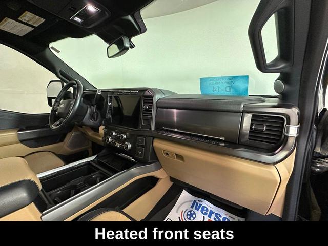 Photo of 2023 Agate Black Metallic Ford F-450