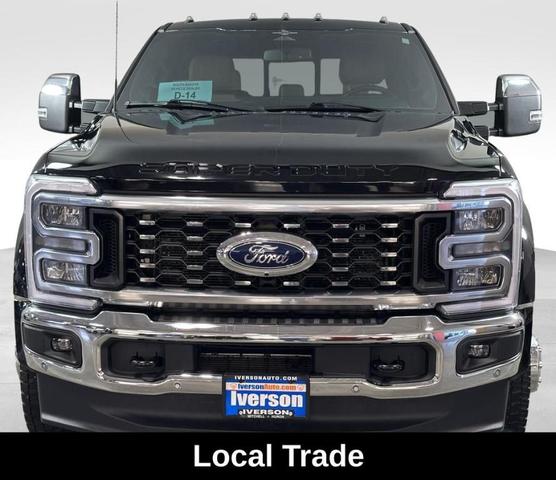Photo of 2023 Agate Black Metallic Ford F-450