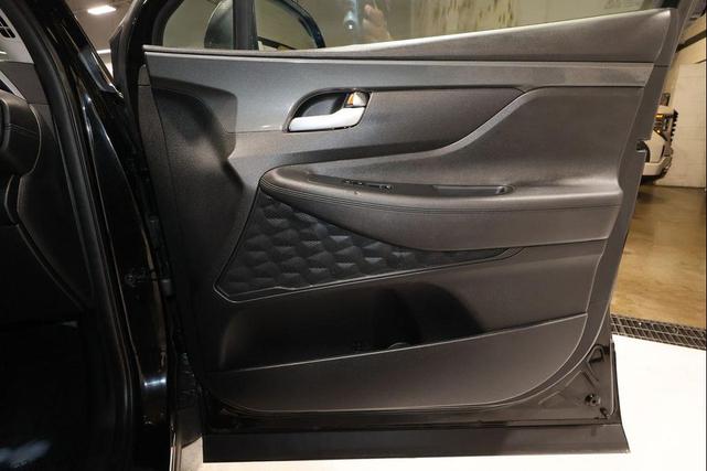 Photo of 2023 Twilight Black Hyundai SANTA FE