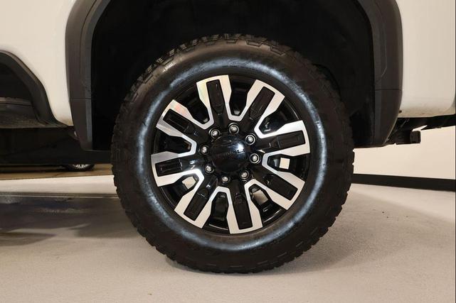 Photo of 2021 Summit White GMC Sierra 2500
