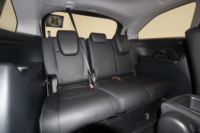 Photo of 2024 Platinum White Pearl Honda Odyssey