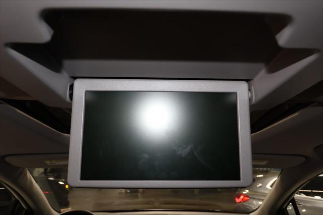 Photo of 2024 Platinum White Pearl Honda Odyssey