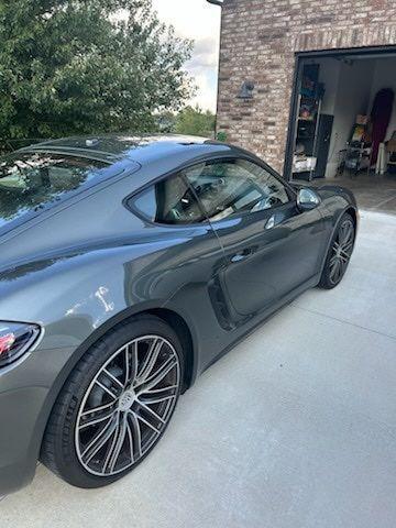 Photo of 2022 Gray Porsche 718 Cayman