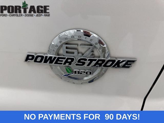 Photo of 2013 White Ford F-350