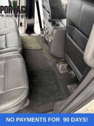 Photo of 2013 White Ford F-350