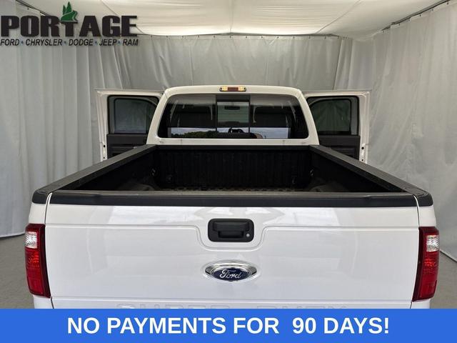 Photo of 2013 White Ford F-350