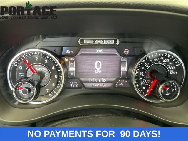 Photo of 2020 Diamond Black Crystal Pearlcoat RAM 2500