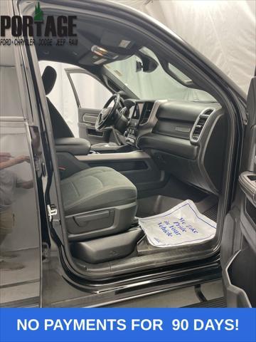 Photo of 2020 Diamond Black Crystal Pearlcoat RAM 2500