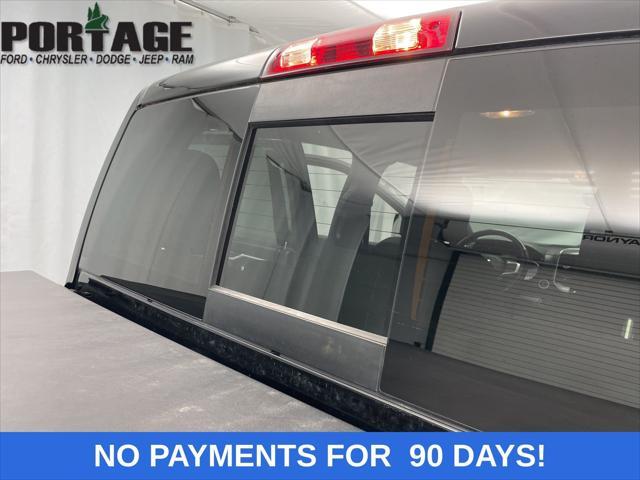 Photo of 2020 Diamond Black Crystal Pearlcoat RAM 2500