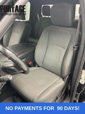 Photo of 2020 Diamond Black Crystal Pearlcoat RAM 2500