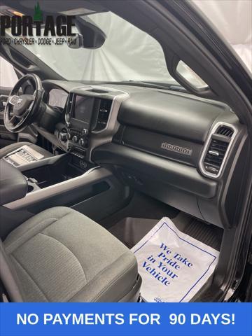 Photo of 2020 Diamond Black Crystal Pearlcoat RAM 2500