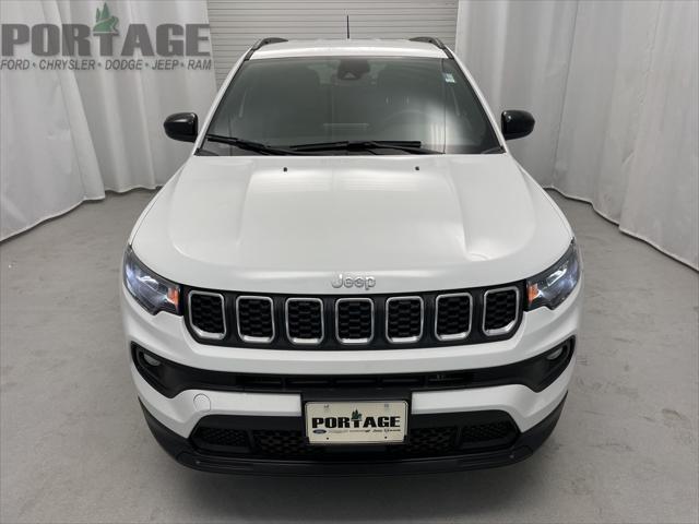 Photo of 2025 Bright White Clearcoat Jeep Compass