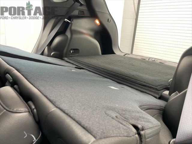 Photo of 2025 Bright White Clearcoat Jeep Compass