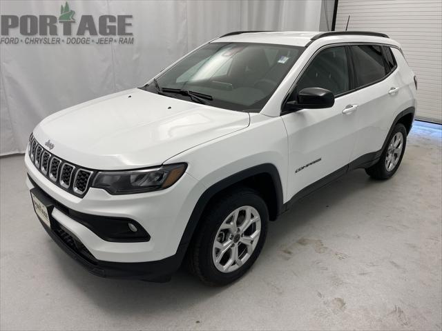 Photo of 2025 Bright White Clearcoat Jeep Compass