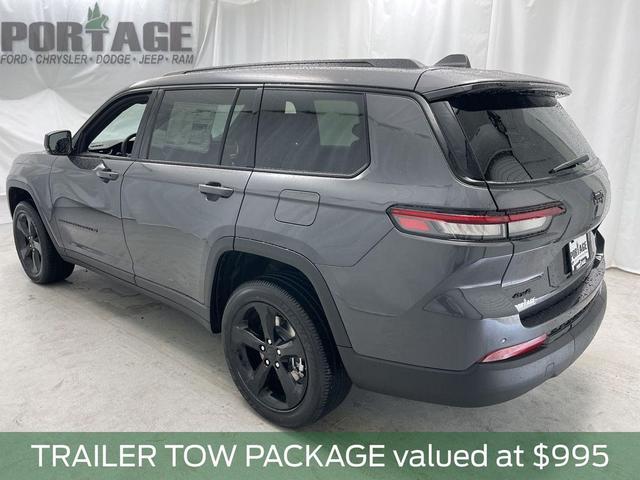 Photo of 2025 Baltic Gray Metallic Clearcoat Jeep Grand Cherokee L