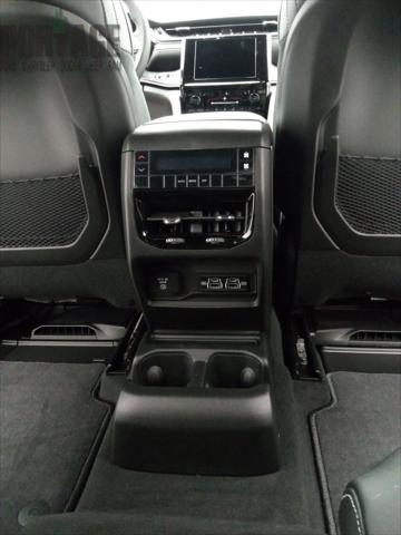 Photo of 2025 Baltic Gray Metallic Clearcoat Jeep Grand Cherokee L