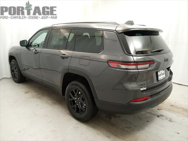 Photo of 2025 Baltic Gray Metallic Clearcoat Jeep Grand Cherokee L