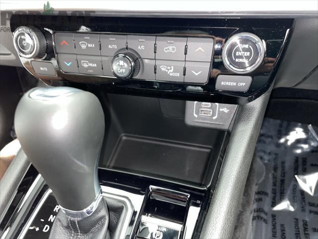 Photo of 2025 Bright White Clearcoat Jeep Compass