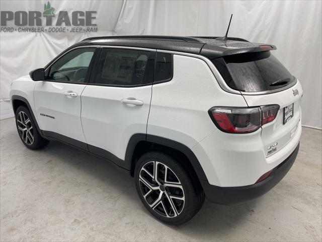 Photo of 2025 Bright White Clearcoat Jeep Compass
