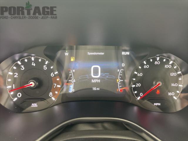 Photo of 2025 Silver Zynith Metallic Clearcoat Jeep Compass