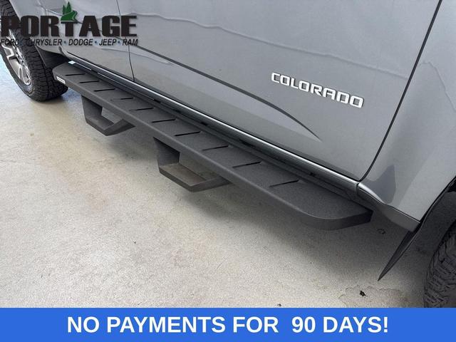Photo of 2018 Satin Steel Metallic Chevrolet Colorado