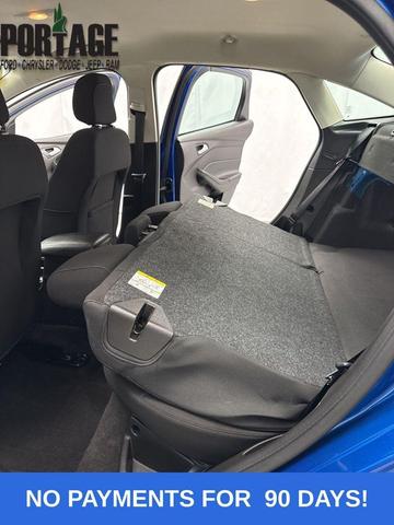 Photo of 2018 Lightning Blue Ford Focus