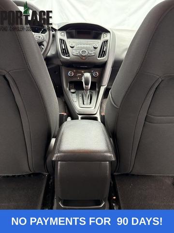Photo of 2018 Lightning Blue Ford Focus