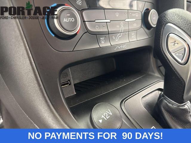 Photo of 2018 Lightning Blue Ford Focus