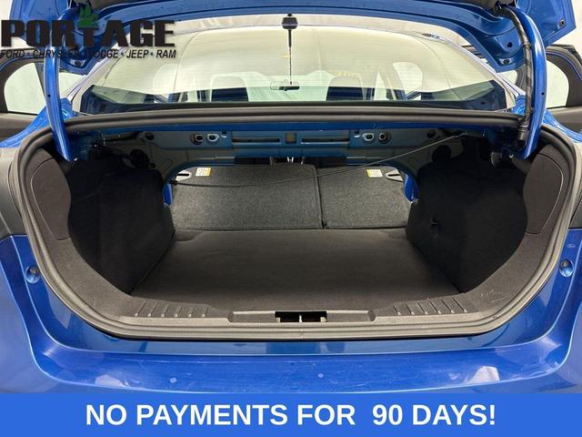 Photo of 2018 Lightning Blue Ford Focus