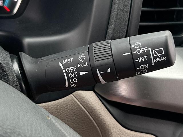 Photo of 2019 Deep Scarlet Pearl Honda Odyssey
