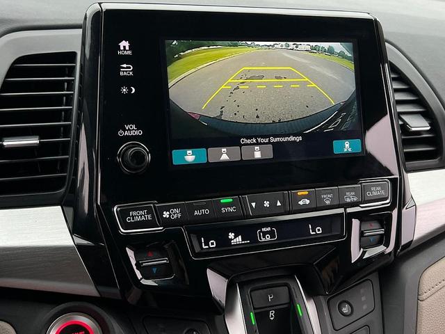 Photo of 2019 Deep Scarlet Pearl Honda Odyssey