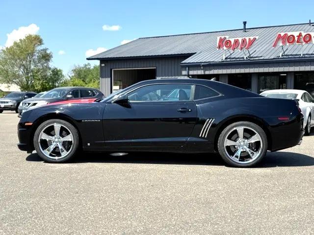 Photo of 2010 Black Chevrolet Camaro
