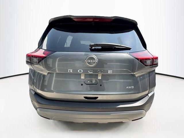 Photo of 2023 Gun Metallic Nissan Rogue