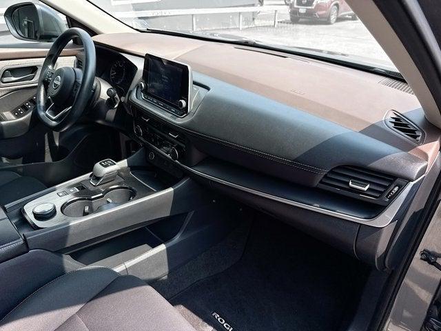 Photo of 2023 Gun Metallic Nissan Rogue