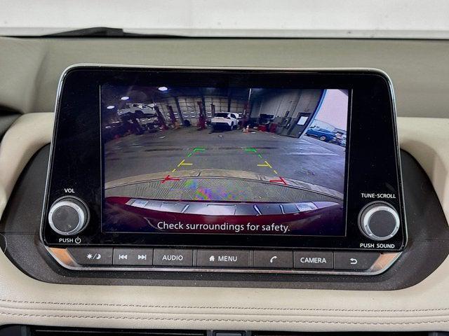 Photo of 2024 Scarlet Ember Tintcoat Nissan Rogue