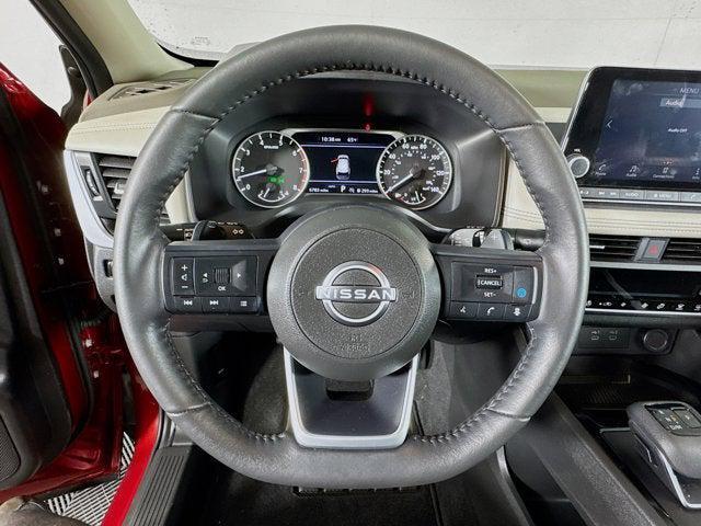 Photo of 2024 Scarlet Ember Tintcoat Nissan Rogue